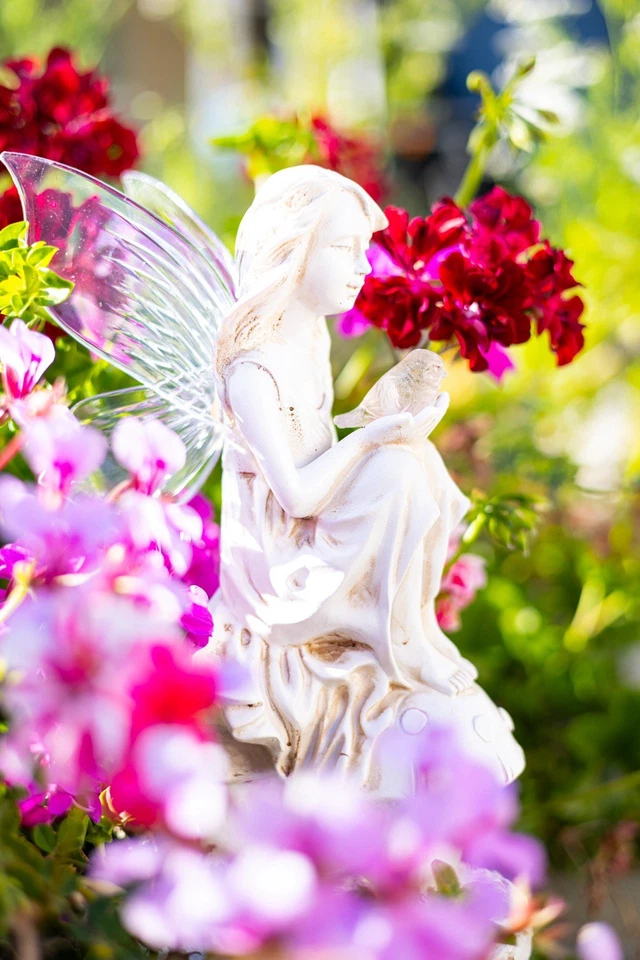 Angel Holding Dove Bird Sculpture Solar Light (A15) - Image 2 of 4