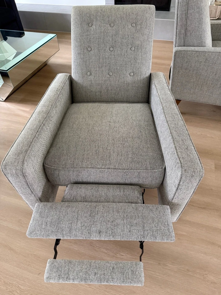 Sillón reclinable West Elm Rhys Mid-Century Foto 4 de 4