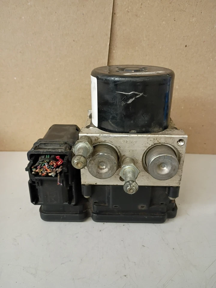 2012-2017 雪佛兰 Equinox GMC Terrain ABS 防锁制动泵模块 23131610 — 第 3/4 张图片