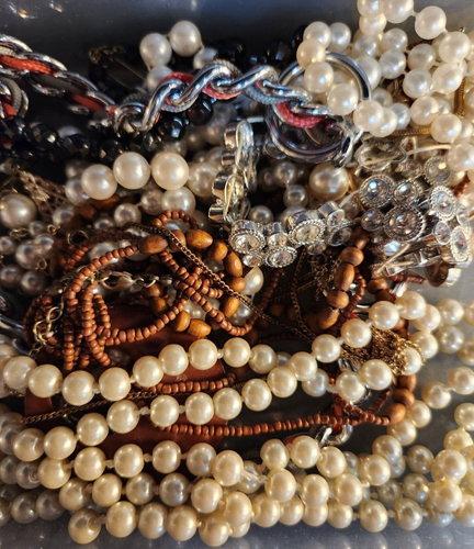 Vintage to Now Jewelry Junk Drawer Craft Repair Harvest 1 pound - Picture 8 of 10
