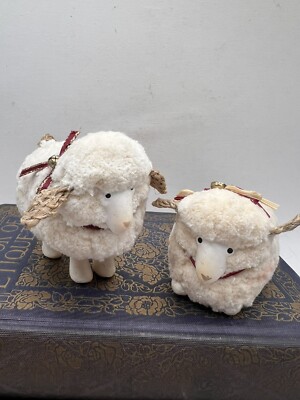 VTG Folk Art Two Sheep s Figurines Hand Made Super Soft Christmas 