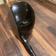Cleveland Tour Action Titanium (RH) 9.5 Degree Wood-Driver Graphite Lamkin Grip