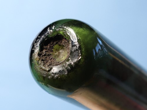 19thC Free Blown Green Glass LAVENDER COLOGNE Pontil Scar Bottle Salt & Fabric - Picture 7 of 10