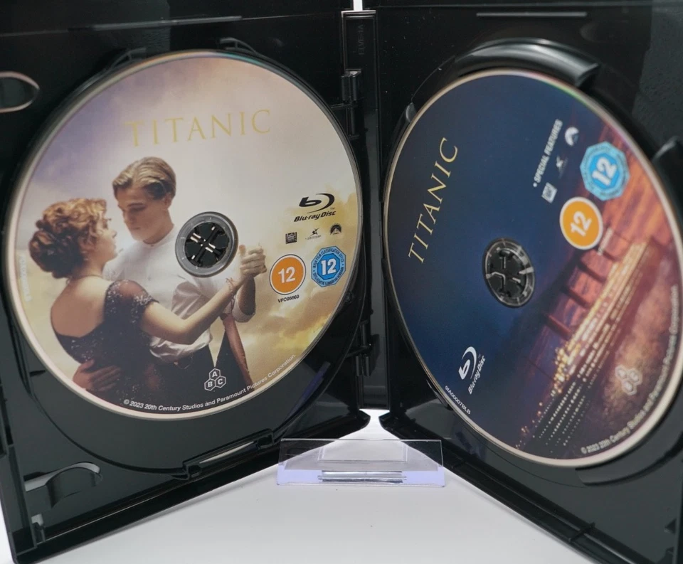 Titanic / 4K UHD / Blu Ray / Leonardo DiCaprio / Kate Winslet - Image 3 of 4