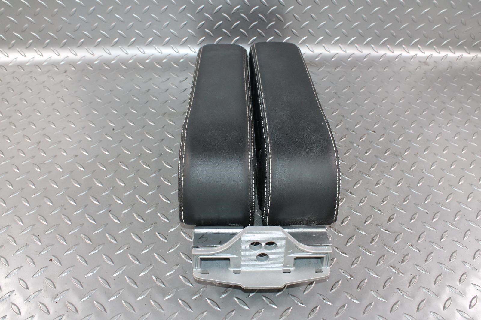 13-18 Flying Spur Black Leather Console Front Armrest Arm Rest Lid OEM Factory