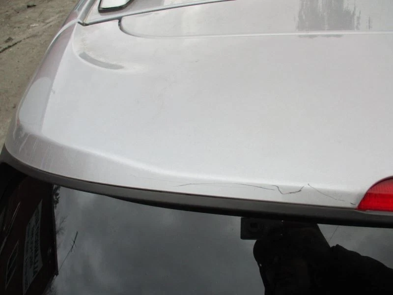 2014-2018 Jeep Cherokee Tail Gate Gray Spoiler Has Some Scratches On Top - Image 4 of 4