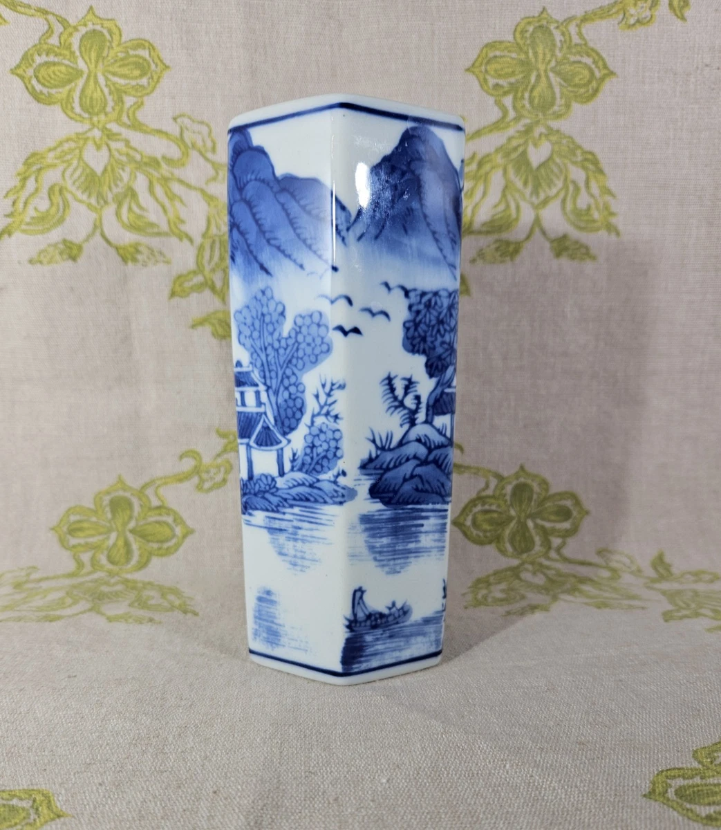 Vintage Mid Century Blue & White Porcelain Chinese Hexagon Vase Shabby Chic