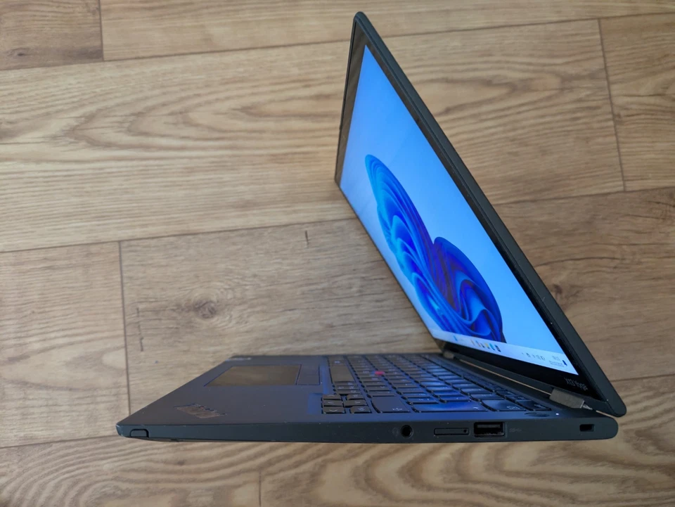 Lenovo ThinkPad X13 Yoga Gen 2 i7 1165G7 2.60GHz 16GB 512GB 13.3" 2K 2In1 1912 - Image 3 of 4