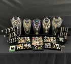 188 Pc Higher End Vintage Estate Costume Jewelry Lot Rhinestones & More Lot 819