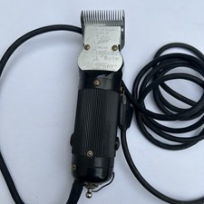 Vintage Oster Progienic Model 111 For "A" Barber Corded Electric Hair Clippers