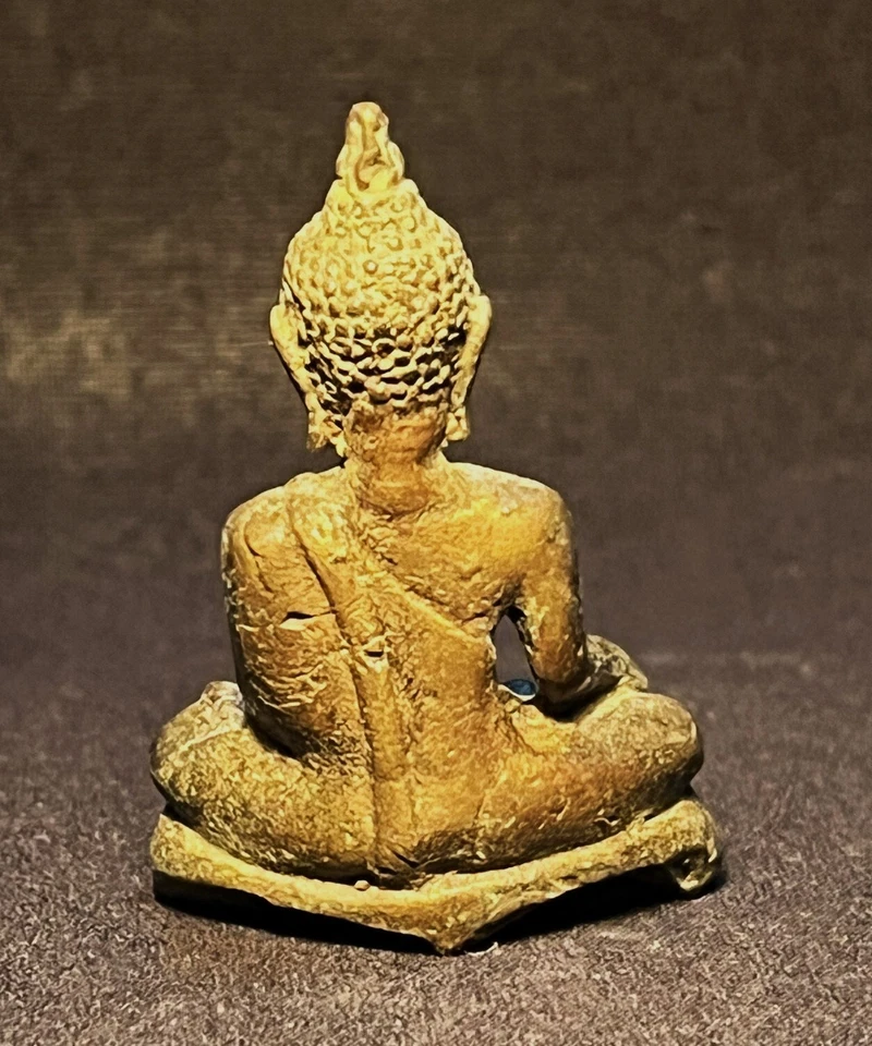 ANTIGUO AMULETO DE BUDA TAILANDÉS PHRA CHIANG SAEN SING 3 BUDA BRONCE Foto 3 de 4