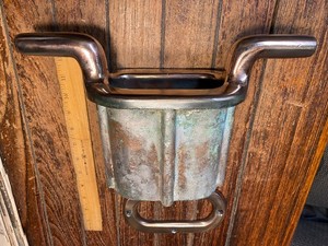 ONE ONLY VINTAGE CAST POLISHED BRONZE COMBINATION CLEAT/HAWSE HOLE 12" LONG