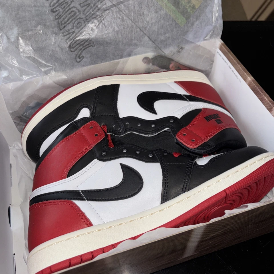 Talla 7- Air Jordan 1 Retro OG Puntera Alta Negra Reimaginada Nuevo en Caja Foto 3 de 4