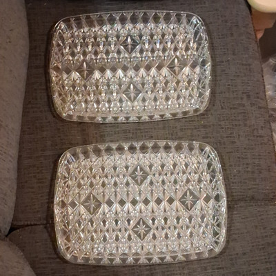 Serving Trays Set of 2 Clear Cut Glass Rectangle, Diamond Patt Apprx 14in X 11in