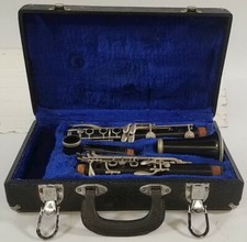 Normandy Paris Intermediate-Level wood Clarinet, made in France, Good condition
