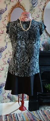 Duck egg blue & black snakeprint silky occasion top size 16 New Look
