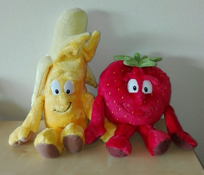 Vitamine Coop Erdbeer + Banane Plüsch Superfeschi Lidl Goodness Gang Plush Toys