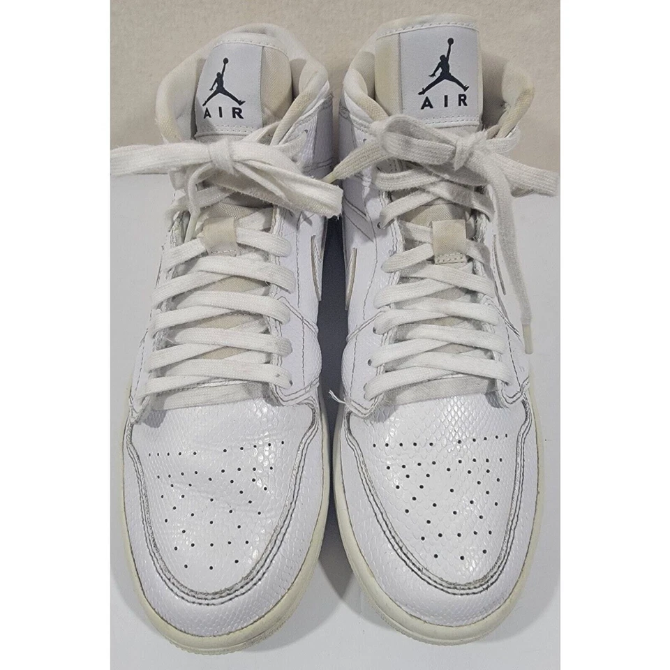 Jordan 1 Mid Blanco Piel de Serpiente Nike Air AJ1 BQ6472-110 Mujer Talla 10 - Hombre’s 8.5 Foto 3 de 4