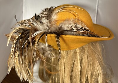 Bollman Vintage Fashion Hat Wool Felt Dramatic Feather  display picture 2