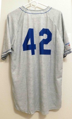 what was jackie robinson's jersey number