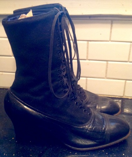 Vintage Victorian Grant Woman's Black Leather and Wool Lace Up Boots Size 8 - Picture 8 of 10