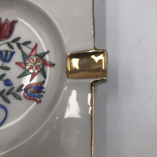 Vintage Painted Ceramic Ashtray From Poland 14k Gold Trim Flower& Stars Hearts - Picture 3 of 5