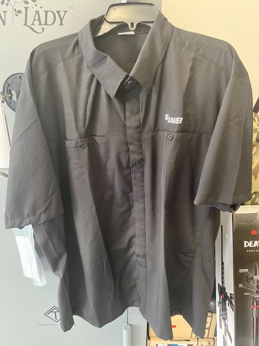 ETUI MIT 20 Sig Sauer schwarzen Kurzarm-HEMDEN MIT DRUCKKNOPFLEISTE VERSCHIEDENE GRÖßEN - Bild 1 von 5