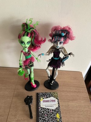 Monster High Zombie Shake Rochelle Goyle & Venus McFlytrap 2-Pack