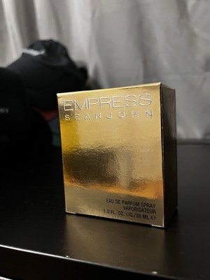 Empress by Sean John 1.0 oz Eau de Parfum   New   Sealed