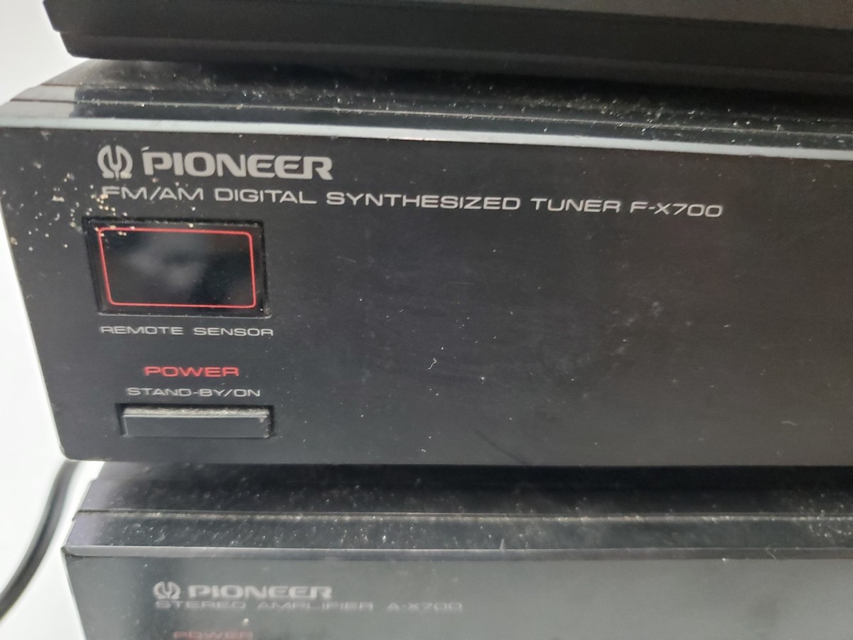 Pioneer F-X700 Synthesized Tuner, CT-x500 Tape Deck, & A-x700