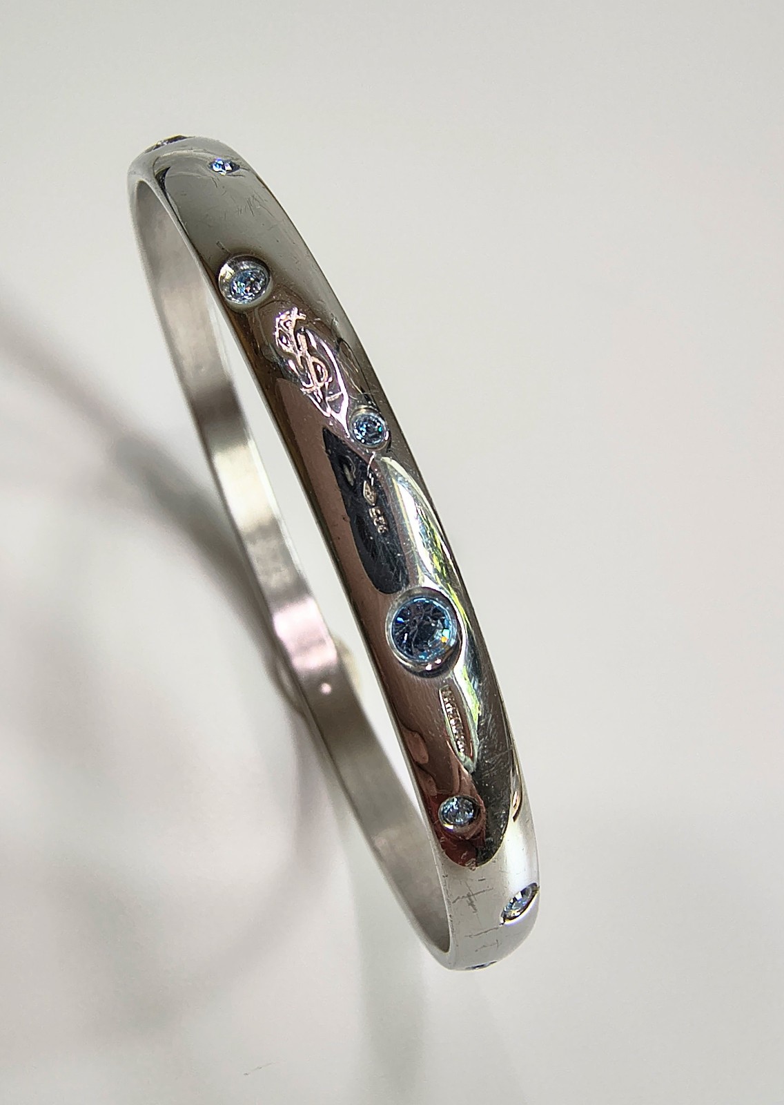 Yves Saint Laurent sterling silver blue gem bangle 19.2g