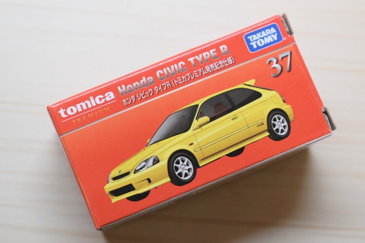 Tomica Premium No. 37 Honda Civic Type R EK9