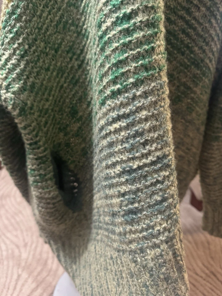 Cárdigan suéter tejido suave verde Easel Los Angeles para mujer talla mediana Foto 3 de 4