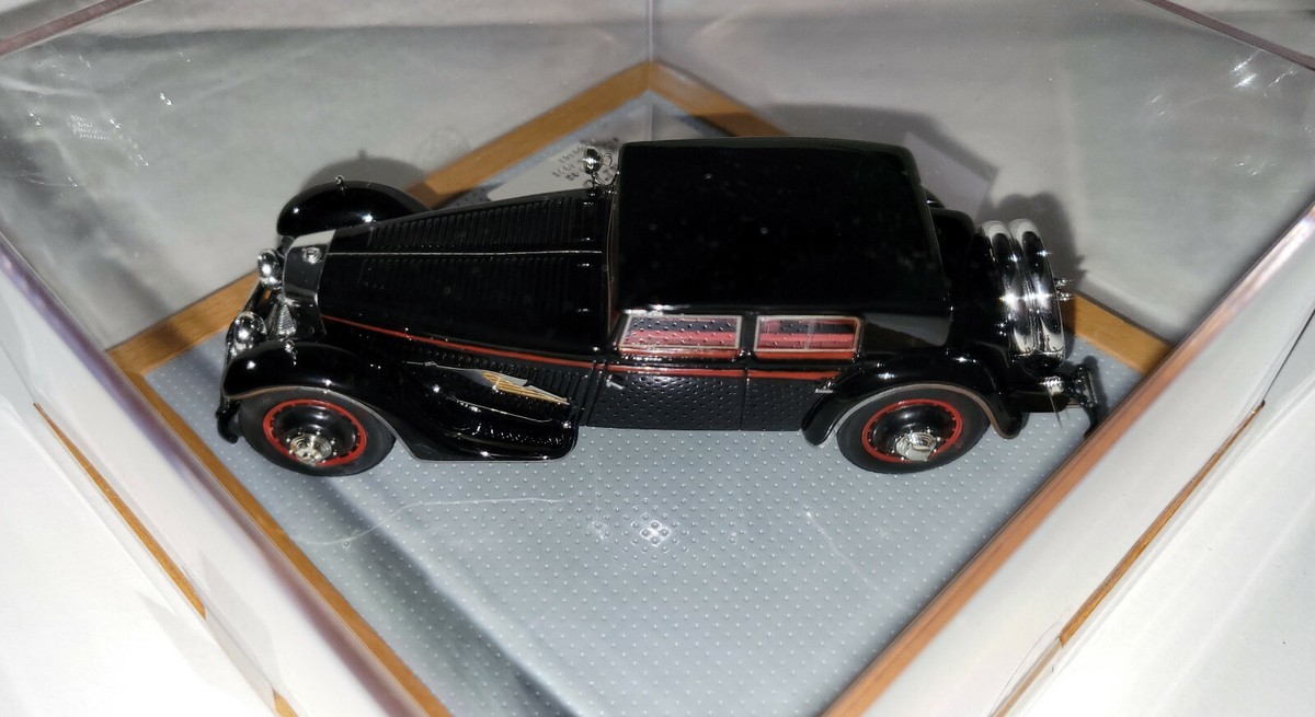 BUCCIALI TAV 8-32 SAOUTCHIK ‘FLÈCHE D’OR’ BERLINE 1932: A FLECHA