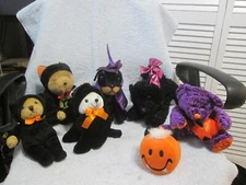 Set Of 7 Halloween Stuffed Animals (Displayed Once No Tags)