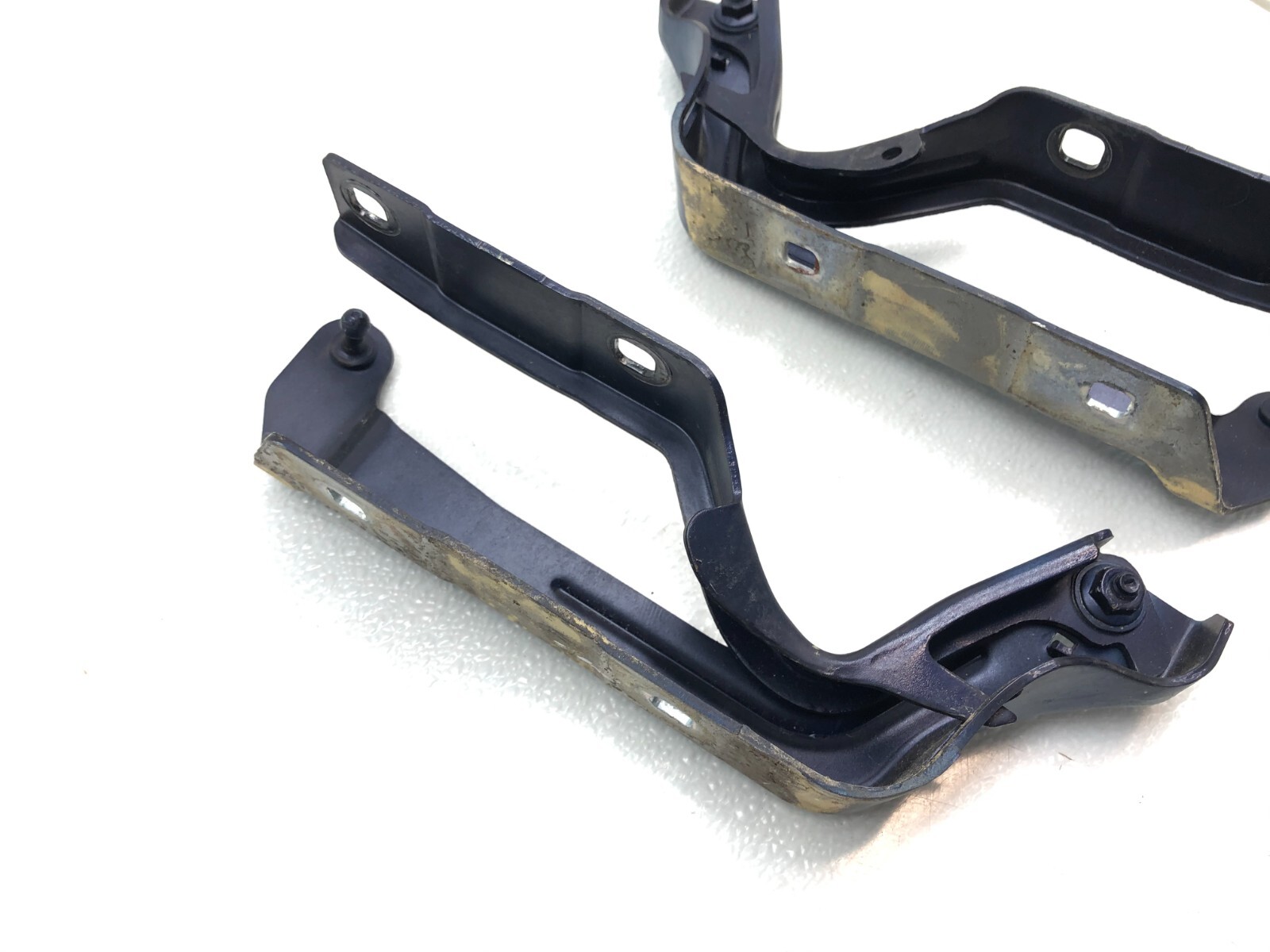 2014-2019 MASERATI GHIBLI HOOD HINGES SET X2 OEM.