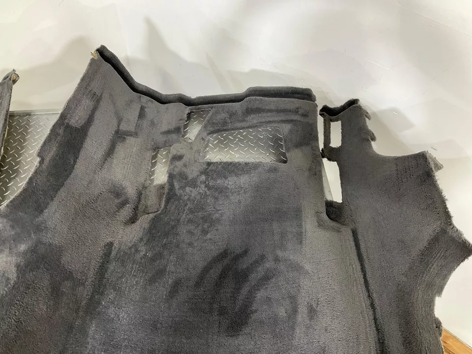 2008 Maybach 57 W240 后右手/LH 室内小屋地毯(拉布拉多无烟煤) — 第 4/4 张图片