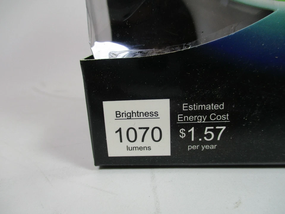 Lot 2 GE LED Daylight BR40 13w 1070 Lumens Dimmable Med Base Indoor Flood Light - Image 3 of 4