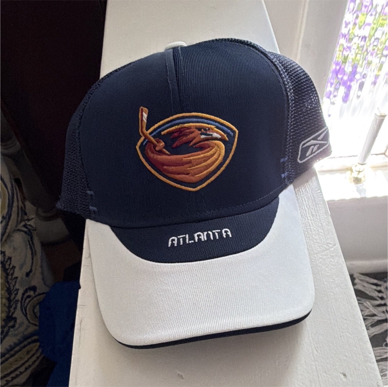 Reebok Atlanta Thrashers NHL Hockey Mesh Trucker Cap Hat Navy White OSFA