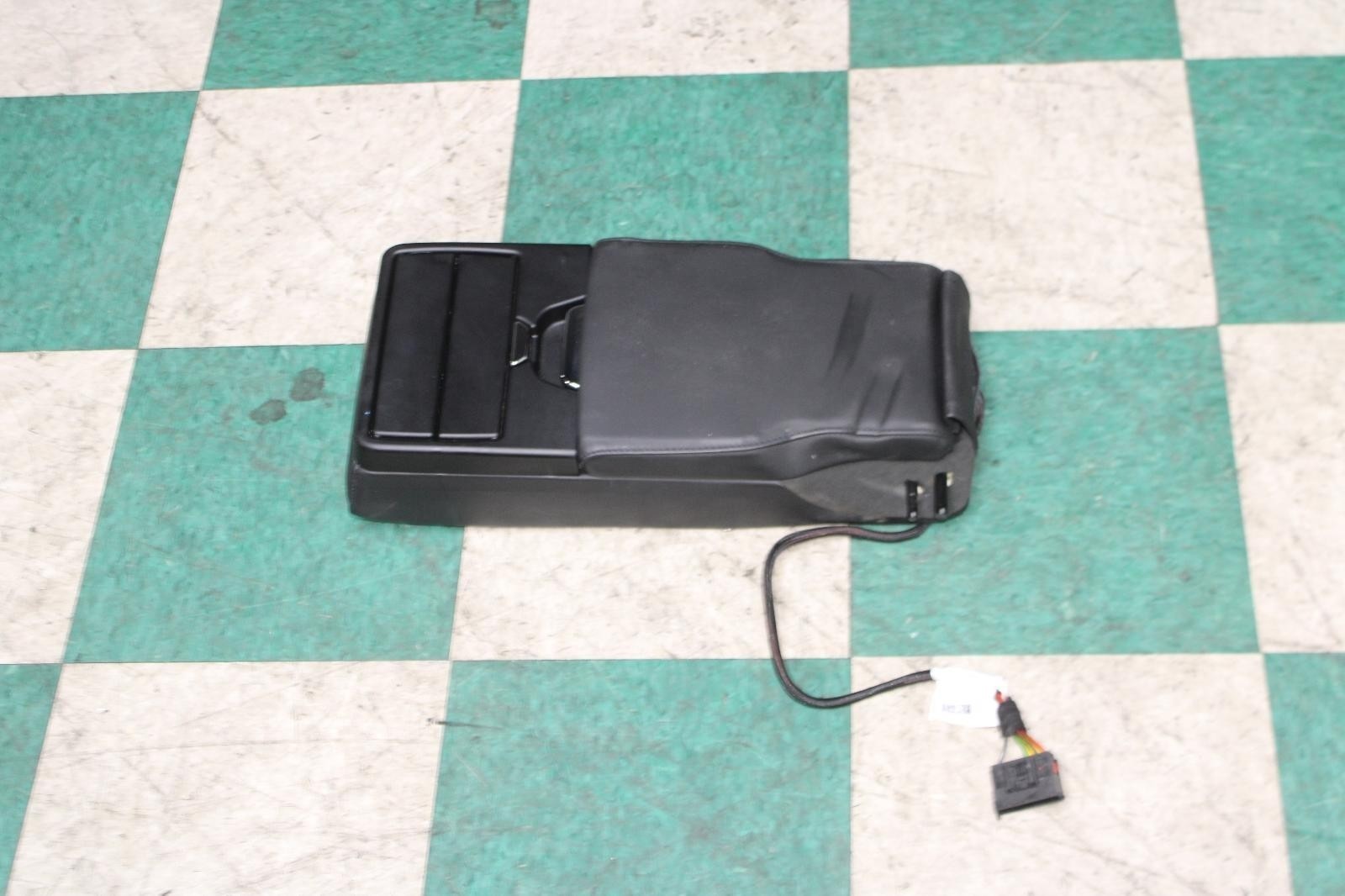 Maserati Quattroporte 2014-2017 Rear Cup holder Black