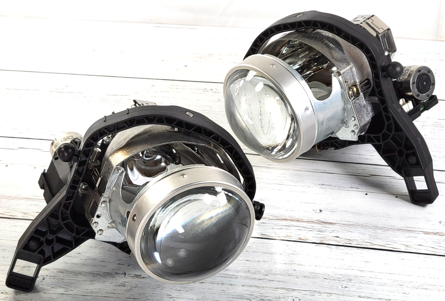 Maserati Ghibli Headlight Adjuster Body Set of 2 Left / Right OEM Factory Replac