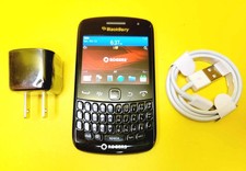 BLACKBERRY CURVE 9360 UNLOCKED QWERTY CELL PHONE TELUS BELL FIDO CHATR FIZZ +++