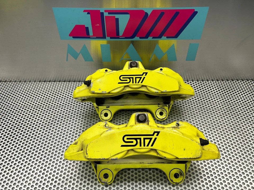 Juego de pinzas de freno delanteras + traseras Subaru WRX STI Brembo 2018-2021 amarillo Foto 2 de 4