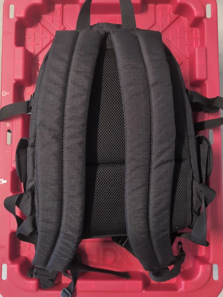 Canon Deluxe Camera Photo Backpack Black Olive Green Nylon Bag 200EG  Cameras - Image 3 of 4