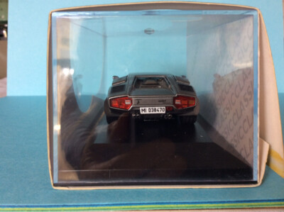 Lamborghini Countach LP5000 Quattrovalvole 1988 – Ixo 1/43, Miniature Neuve Sous Blister