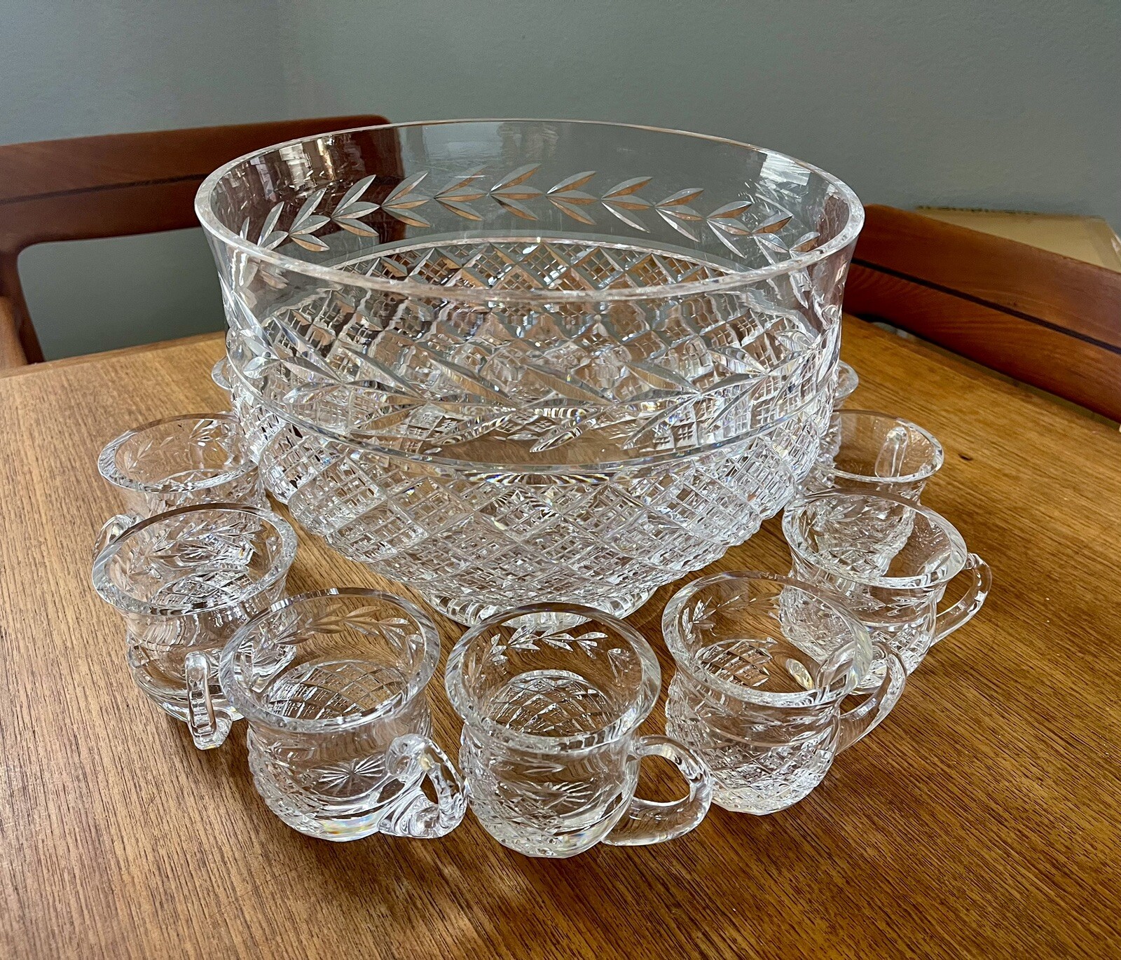 Waterford Crystal Glandore HUGE 12” Footed Punch Bowl & 12 Cup SET