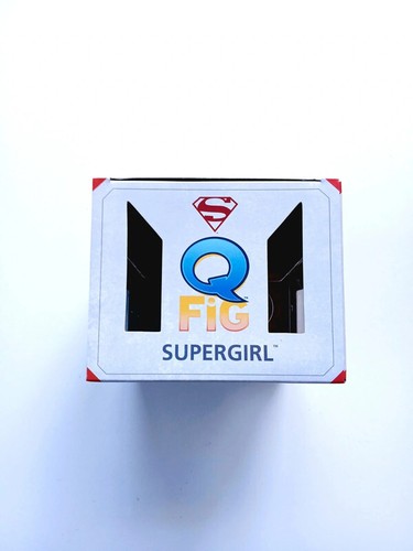 Figurine Q-fig Supergirl DC Comics - Imagen 5 de 6
