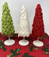 Set Of 3 World Market Red White And Green Felt Christmas Holiday Trees 10” NEW
