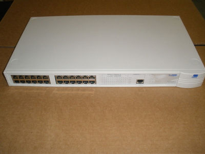 3Com Superstack 3 Switch 3300 TM - 1698-610-011-1.00 3C16986A 24-PORT