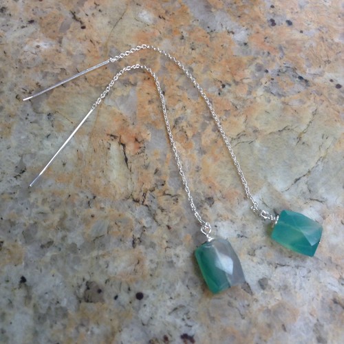Green Quartz Oblong Stone Silver Threader Minimalist Dainty Stick Earrings - Picture 2 of 4